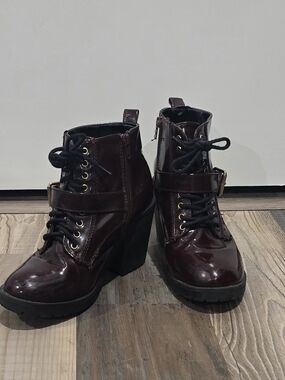 Mudd Glossy Burgundy Lace-Up Buckle Chunky Heel Ankle Boots